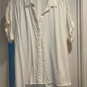 Women’s Cloth & Stone White Button-Up Shirt
